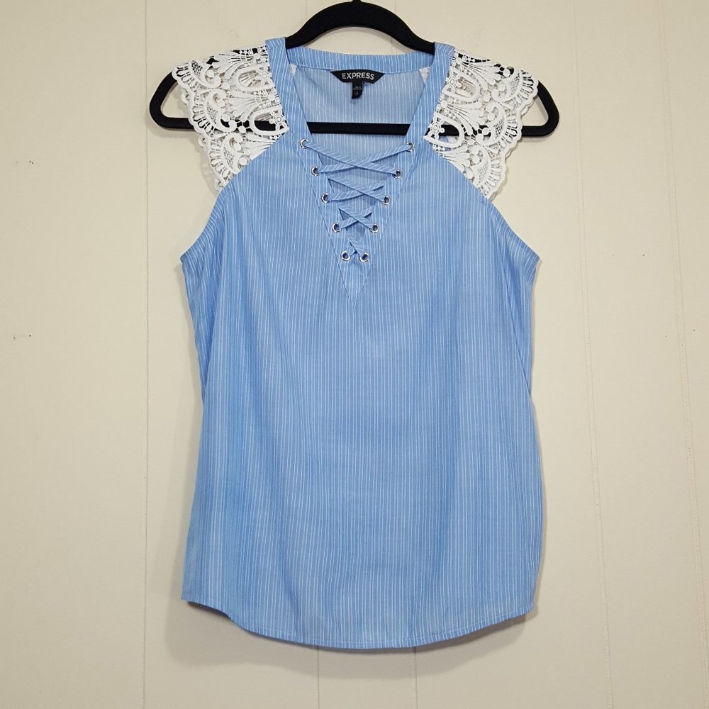 Express crochet shoulders pinstripe top blue sz S